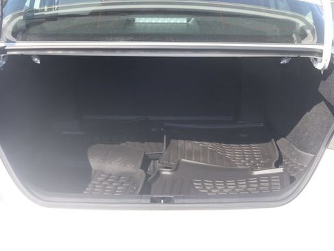 Used 2025 Toyota Camry LE w/ Convenience Package AWD/4WD image 10