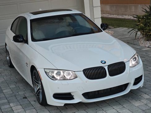Used 2011 BMW 335is Coupe image 29