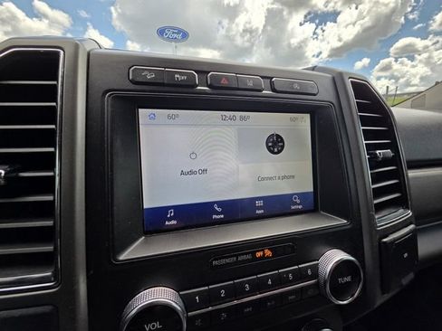 Used 2020 Ford Expedition XLT w/ Equipment Group 201A AWD/4WD image 14