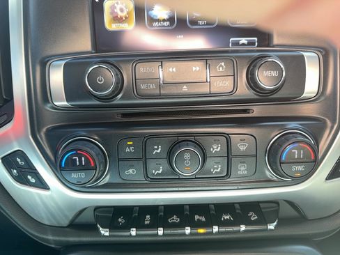 Used 2018 GMC Sierra 1500 SLT image 18