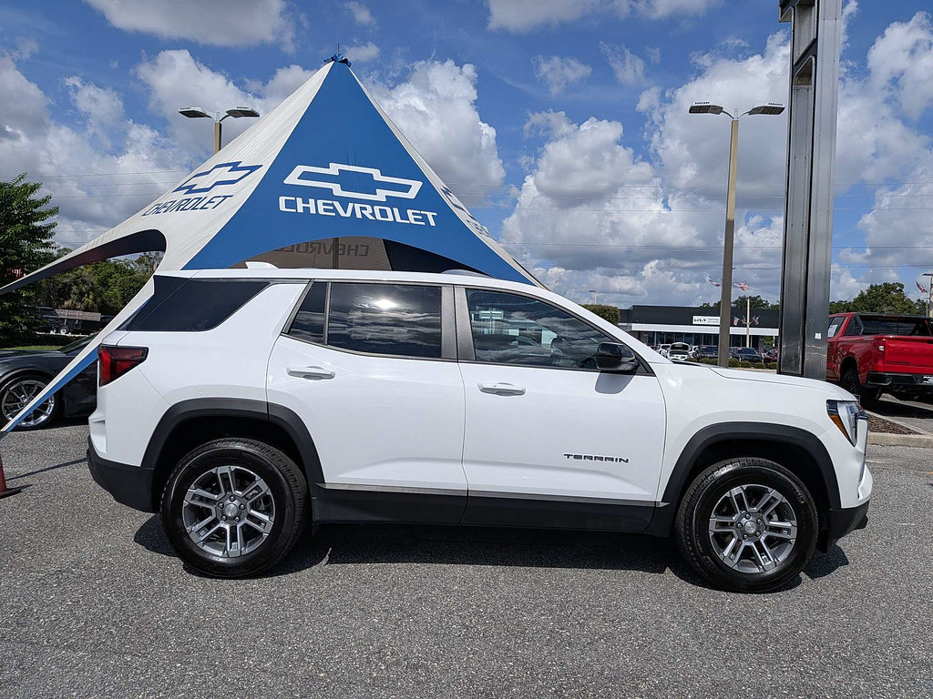 Certified 2025 GMC Terrain Elevation FWD image 29