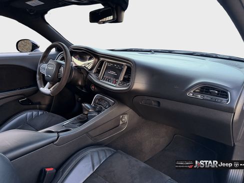 Used 2021 Dodge Challenger SRT Hellcat Redeye RWD image 19