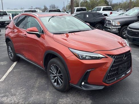 Used 2023 Lexus NX 250 FWD w/ Towing Package (2000 Lbs) image 2