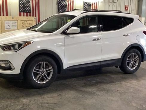 Used 2017 Hyundai Santa Fe Sport AWD/4WD image 2