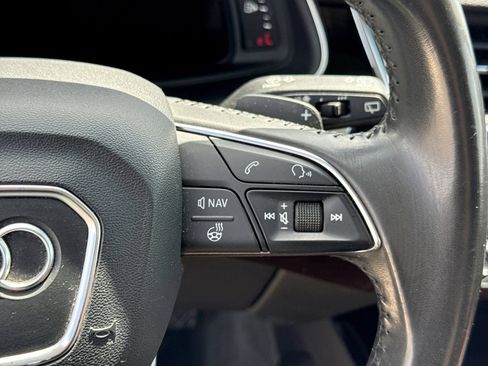 Used 2018 Audi Q7 3.0T Prestige AWD/4WD image 33