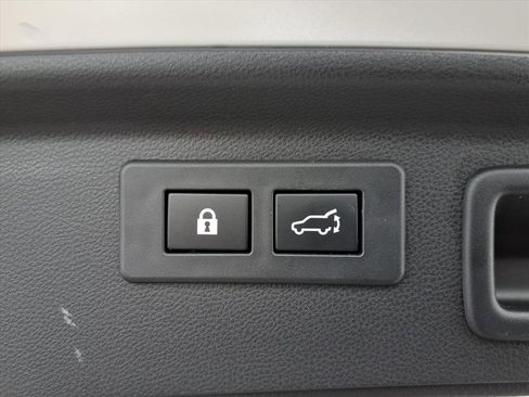 Used 2023 Subaru Forester Sport image 33