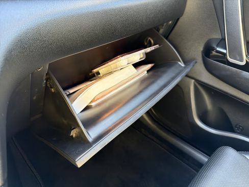 Used 2021 Kia Sportage EX image 20