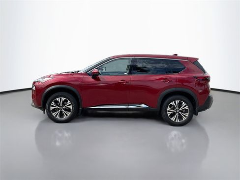 Used 2021 Nissan Rogue SV image 4