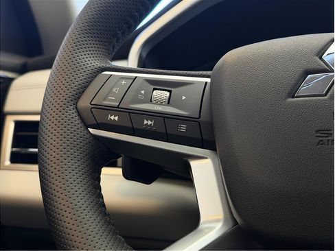 Used 2025 Mitsubishi Outlander 4WD Plug-In Hybrid image 17