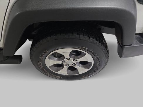 Used 2017 Jeep Wrangler Unlimited Sport image 29