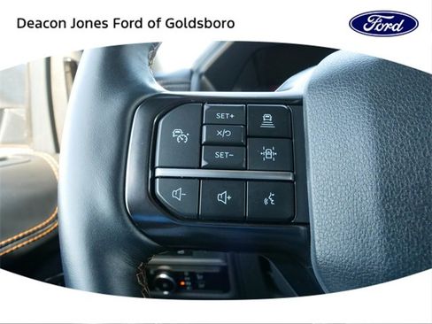 Certified 2023 Ford Expedition Platinum image 23