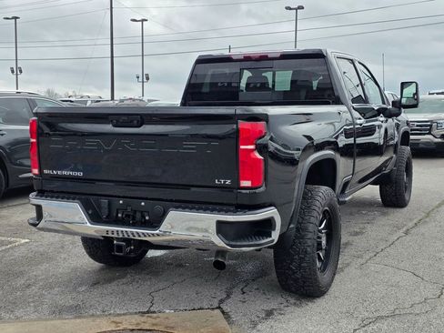 Used 2024 Chevrolet Silverado 2500 LTZ w/ LTZ Premium Package image 7