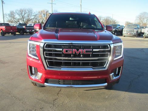 Certified 2023 GMC Yukon XL SLT w/ SLT Premium Package image 11