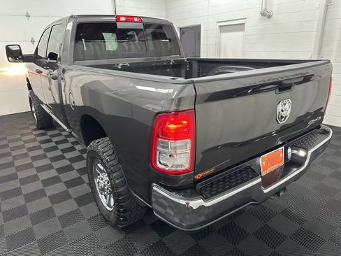 Used 2024 RAM 2500 Tradesman w/ Chrome Appearance Group AWD/4WD image 7