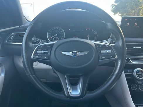 Used 2023 Genesis G70 2.0T image 19