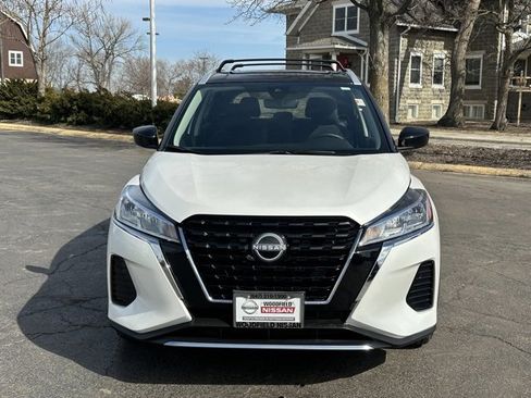 Certified 2024 Nissan Kicks SV w/ Interior Electronics Package image 2