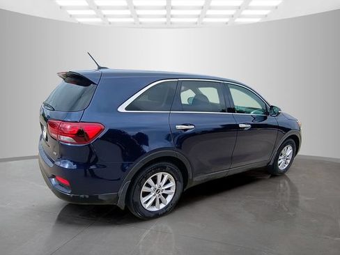 Used 2020 Kia Sorento LX FWD image 8