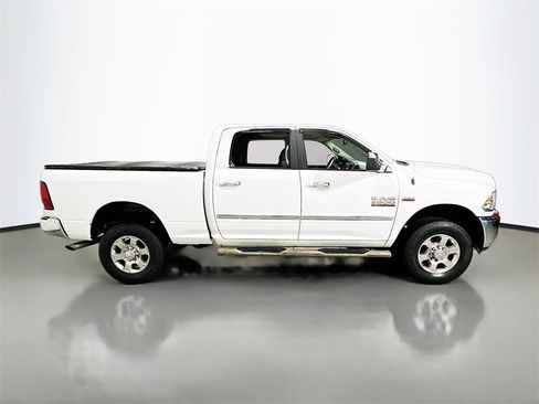 Used 2017 RAM 2500 Big Horn image 9