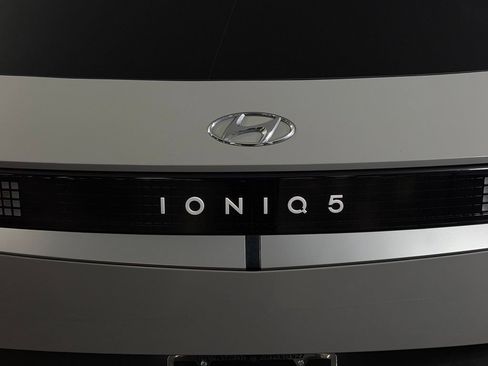Used 2023 Hyundai Ioniq 5 SEL AWD/4WD image 12