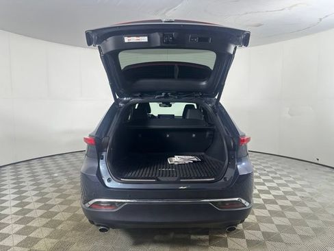 Used 2021 Toyota Venza XLE w/ Softex Package AWD/4WD image 9