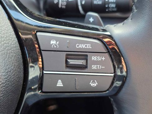 Used 2025 Honda Pilot EX-L image 35