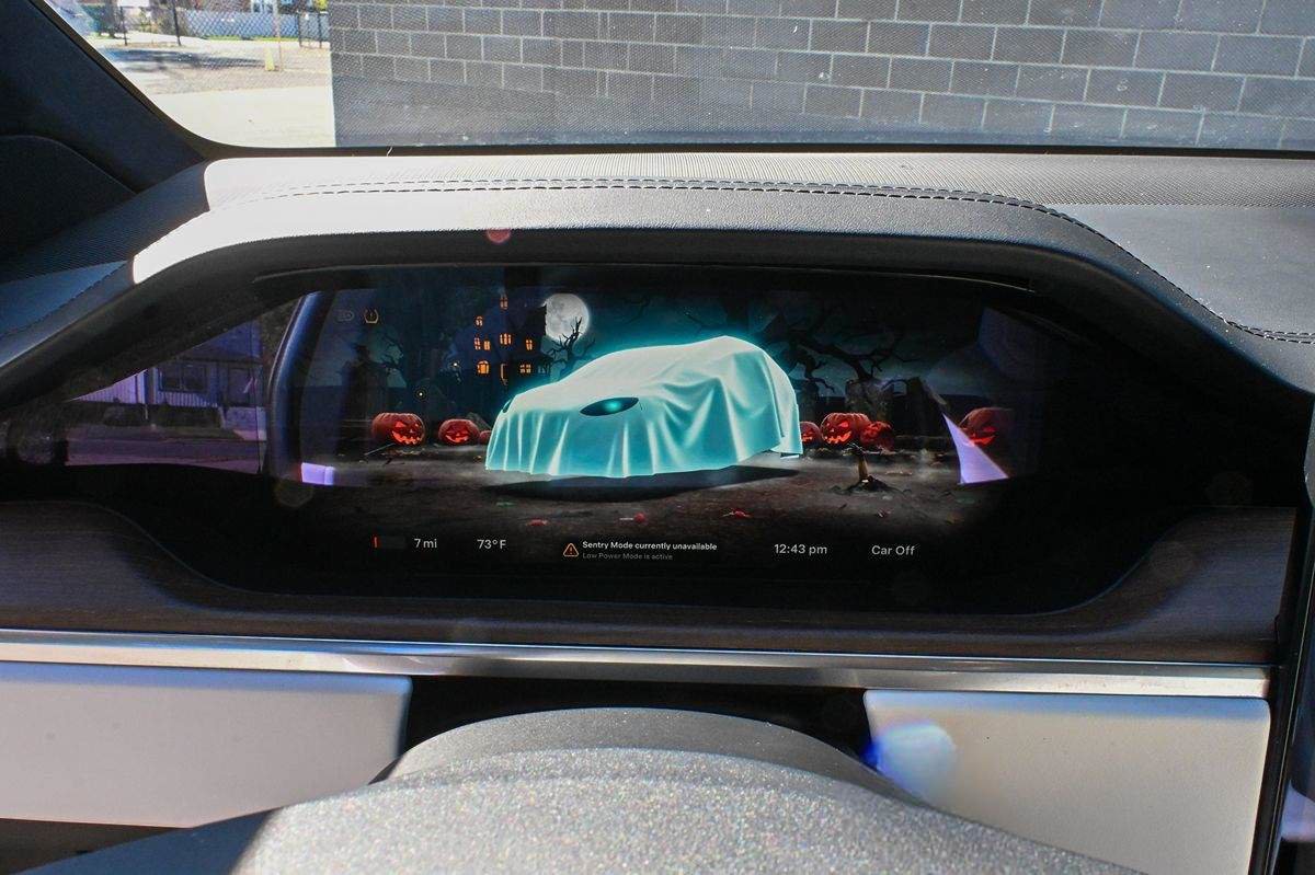 Used 2022 Tesla Model X AWD/4WD image 13
