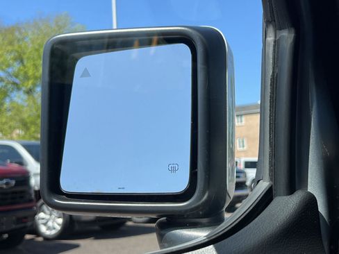 Used 2023 Jeep Wrangler Unlimited Sahara AWD/4WD image 36
