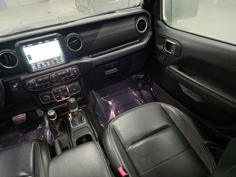 Certified 2021 Jeep Wrangler Unlimited Sahara image 38