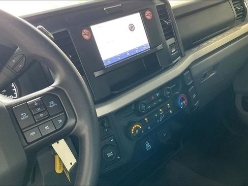 Used 2026 Ford F250 XLT AWD/4WD image 11