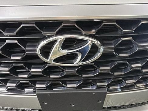 Used 2020 Hyundai Santa Fe SEL FWD image 9