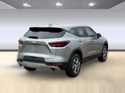 Used 2023 Chevrolet Blazer LT w/ Driver Confidence Package FWD image 9