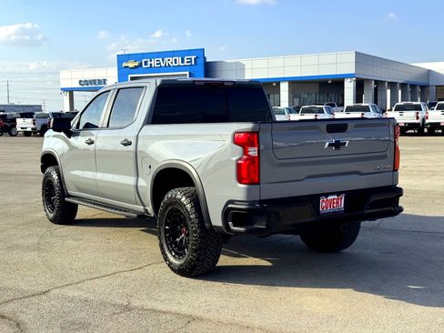 Used 2024 Chevrolet Silverado 1500 ZR2 w/ Technology Package image 8