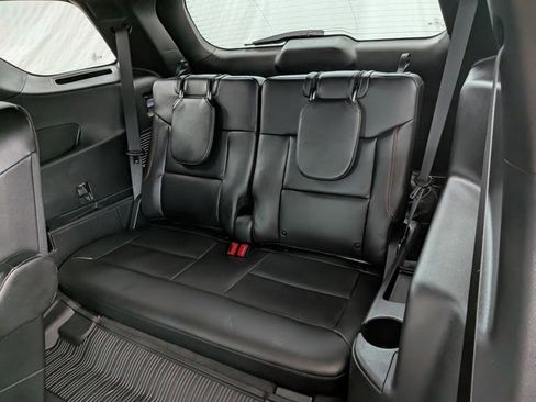 Used 2023 Ford Explorer ST-Line w/ Class IV Trailer Tow Package image 20