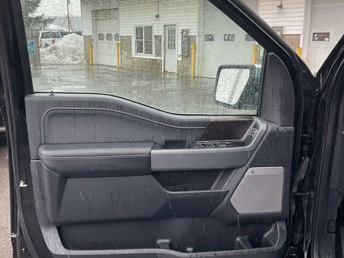 Used 2023 Ford F150 Lariat image 23