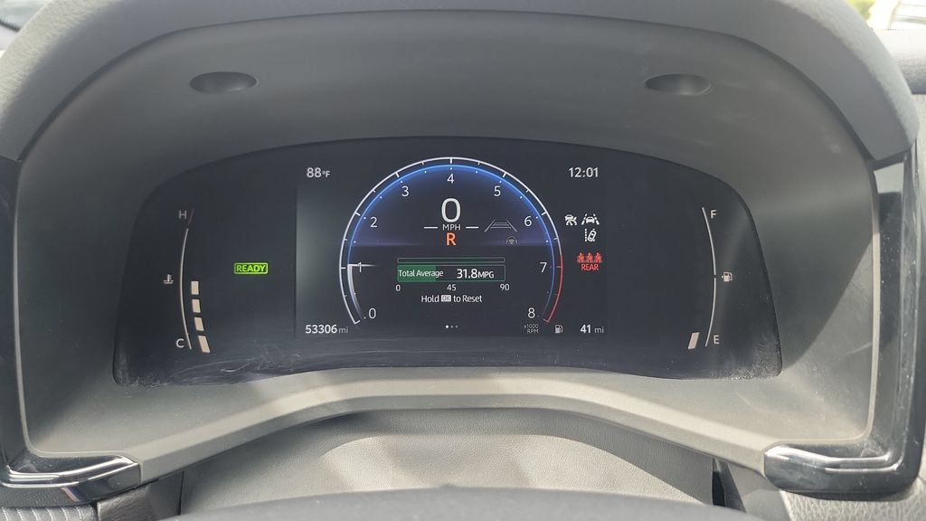Used 2025 Toyota Camry SE FWD image 25