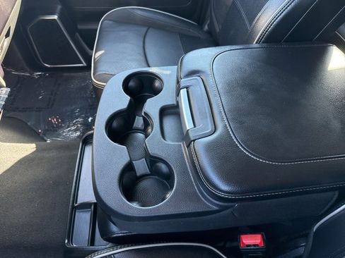 Used 2024 RAM 2500 Laramie image 19