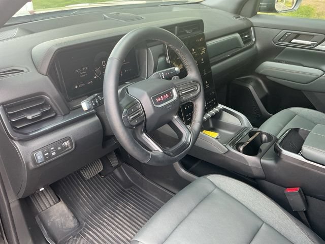 Used 2026 GMC Terrain AT4 w/ Convenience Package III AWD/4WD image 17