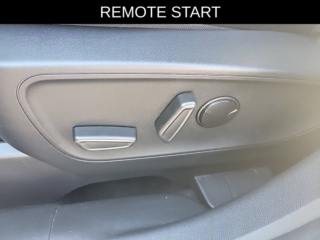 Certified 2024 Ford Escape ST-Line w/ Tech Pack #1 AWD/4WD image 16