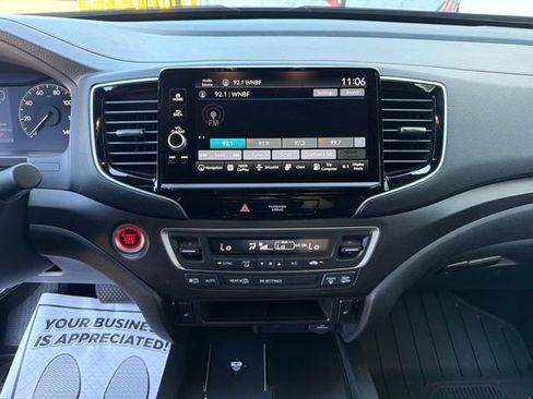Used 2025 Honda Ridgeline TrailSport image 15