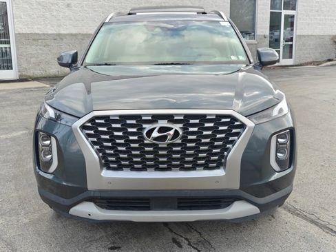 Used 2022 Hyundai Palisade SEL w/ Premium Package image 2