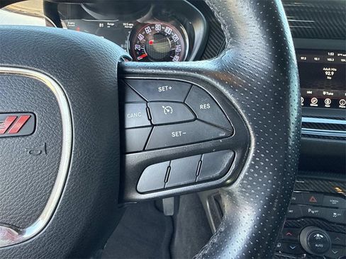 Used 2020 Dodge Challenger SXT w/ Driver Convenience Group image 15