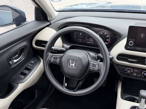 Used 2024 Honda HR-V LX image 15