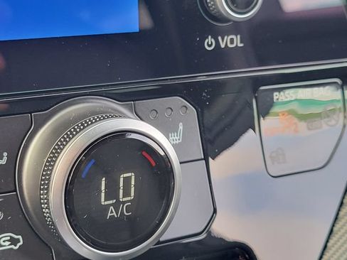 New 2026 Toyota Highlander XSE AWD/4WD image 14