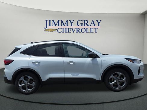 Used 2025 Ford Escape ST-Line FWD image 6