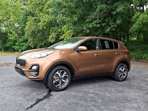 Used 2020 Kia Sportage LX AWD/4WD image 4