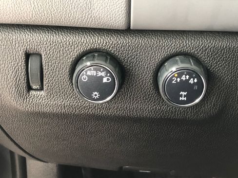 Certified 2021 Chevrolet Colorado W/T w/ Custom Special Edition image 30