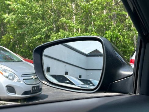 Used 2012 Hyundai Elantra GLS w/ Preferred Pkg 3 image 30