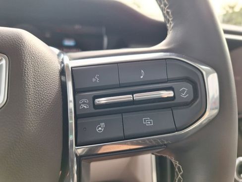 Used 2024 GMC Acadia Denali FWD image 14