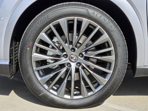 New 2026 Lexus RX 450h AWD image 7