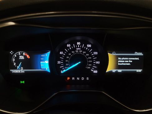 Used 2018 Ford Fusion SE w/ Fusion SE Technology Package AWD/4WD image 23